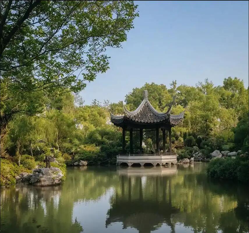 罗定幻波餐饮有限公司